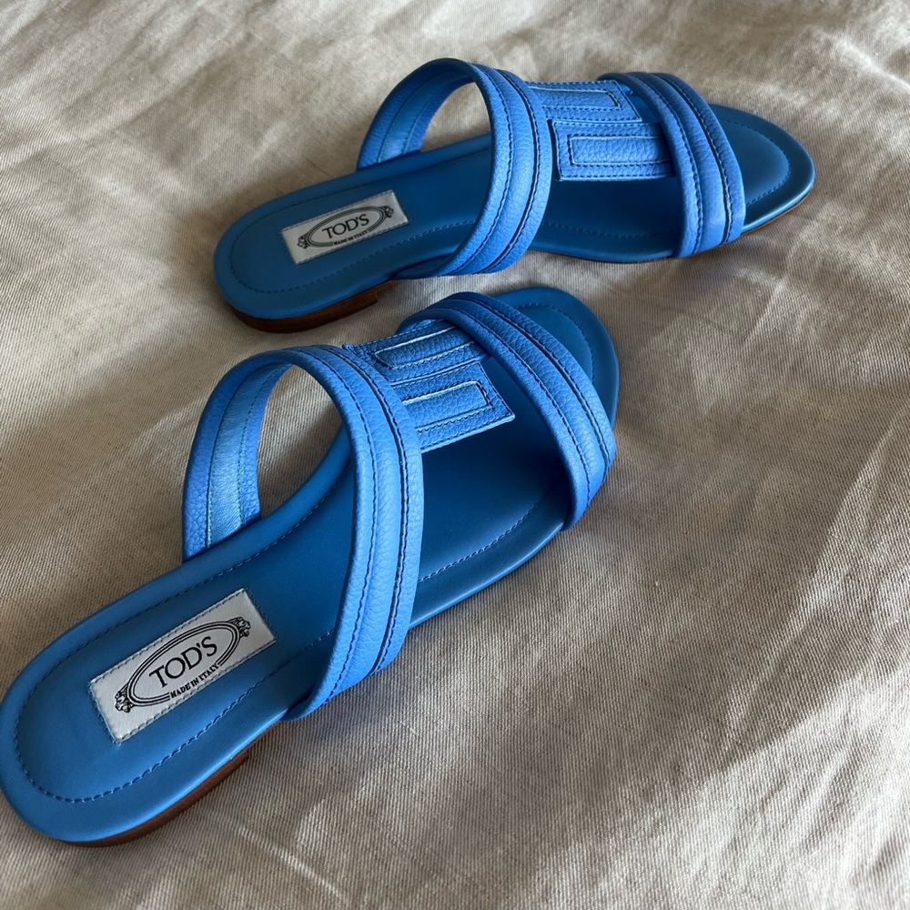 Tod's Bright Blue Leather Slide Sandals